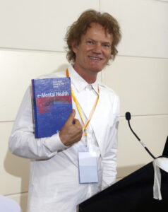 dr davor mucic presenting his book E mental health
